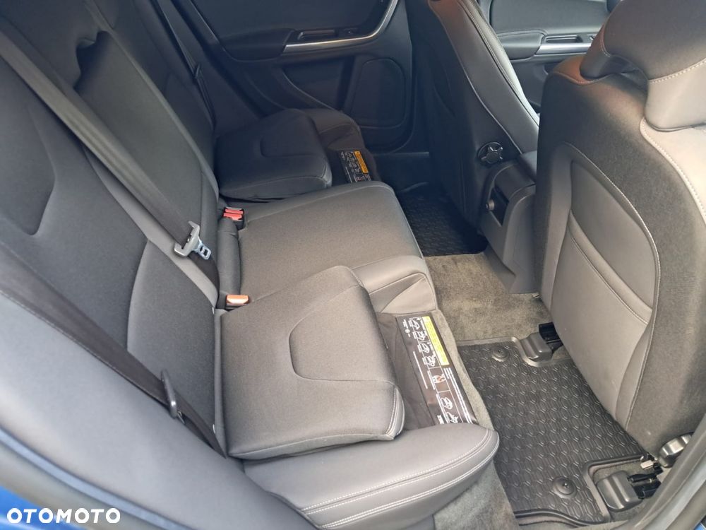 Volvo V60 D3 Edition - 26