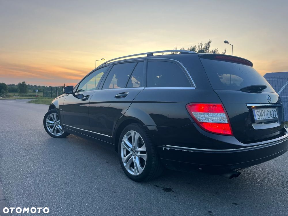 Mercedes-Benz Klasa C 200 CDI BlueEff Avantgarde - 3