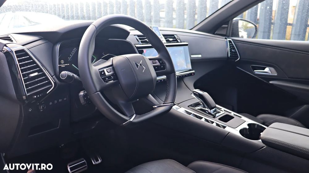 DS Automobiles DS 7 Crossback 4x4 300 OPERA - 24