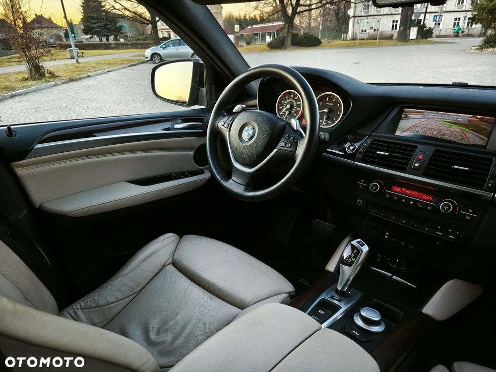 BMW X6 xDrive50i Edition Exclusive - 15