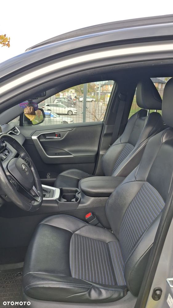 Toyota RAV4 2.5 Hybrid Selection 4x2 - 6