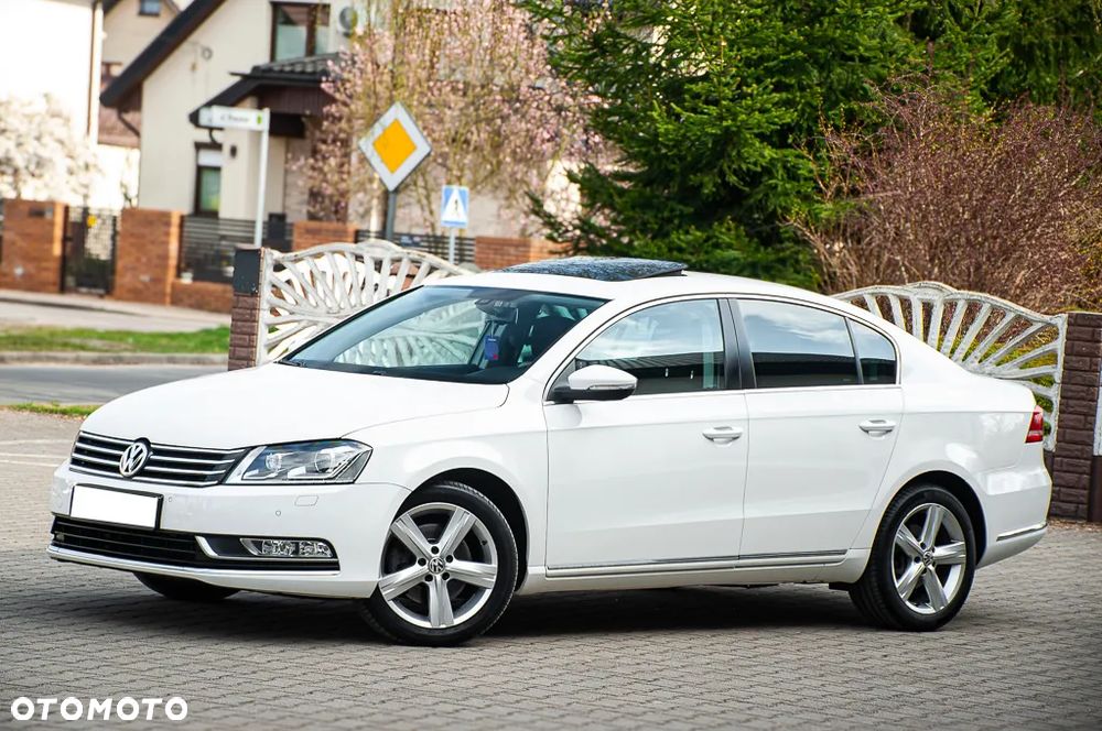 Volkswagen Passat 2.0 Blue TDI SCR Highline - 4