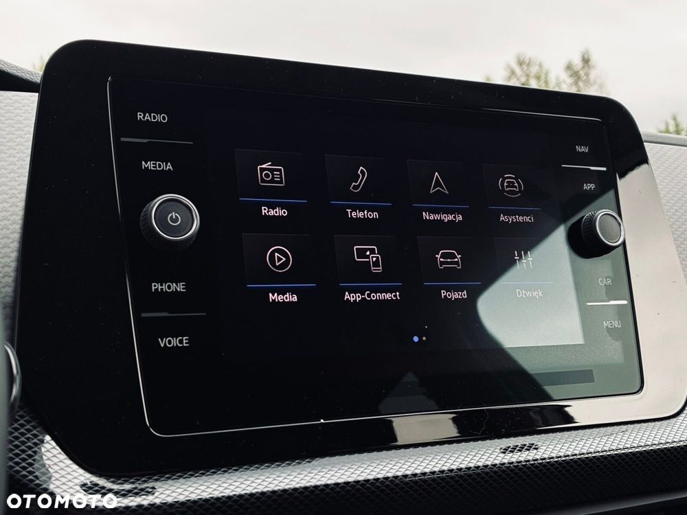 Volkswagen T-Cross - 13