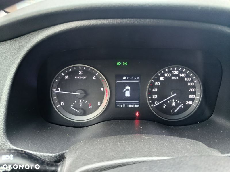 Hyundai Tucson blue 1.7 CRDi 2WD Trend - 8