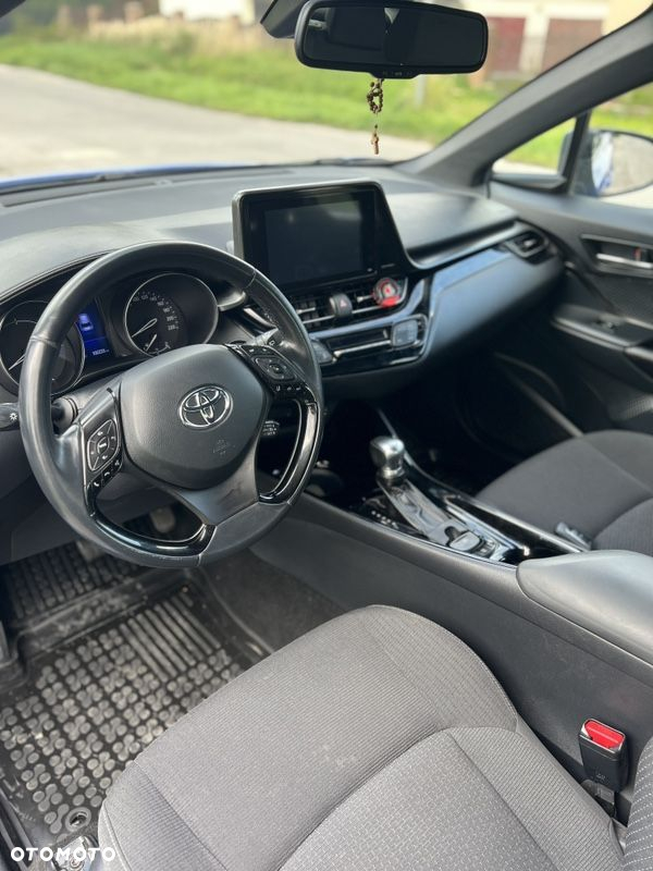 Toyota C-HR Hybrid Style - 7