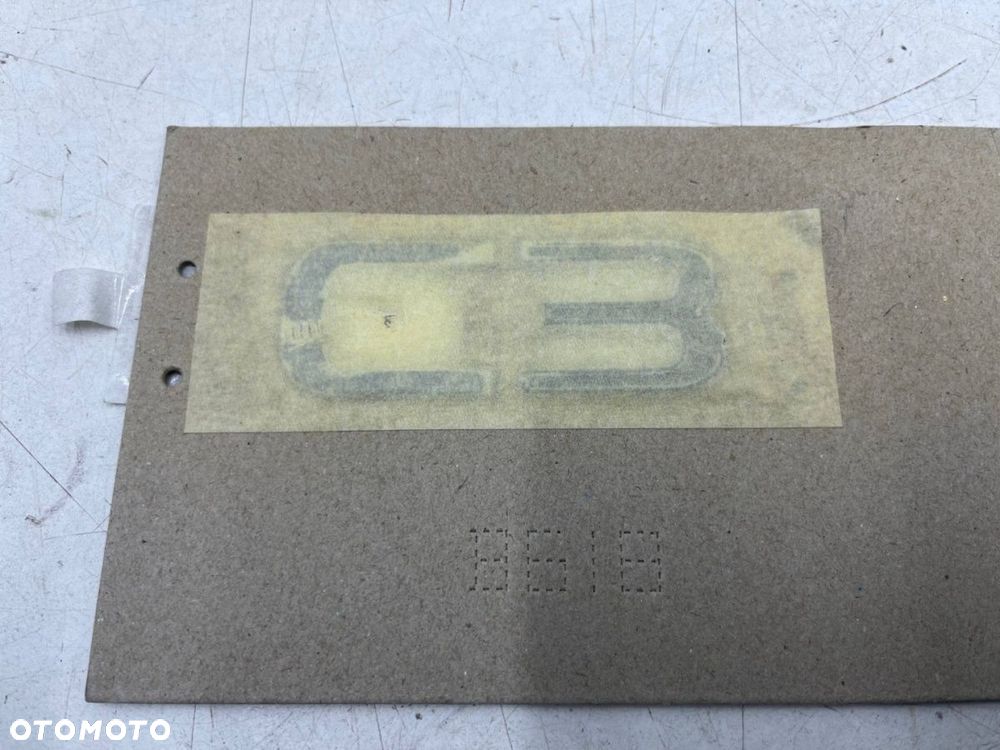 Znaczek Citroen C3 III 16-24r. NOWY napis znaczek emblemat na klapę bagażnika ORYGNALNY 9818228780 - 2