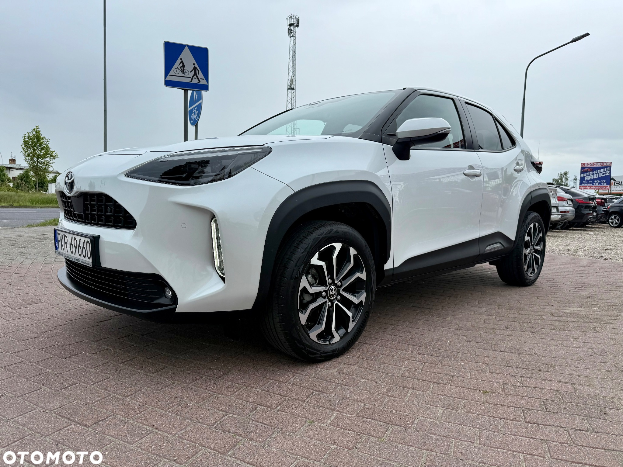 Toyota Yaris Cross Hybrid 1.5 Premiere Edition - 29