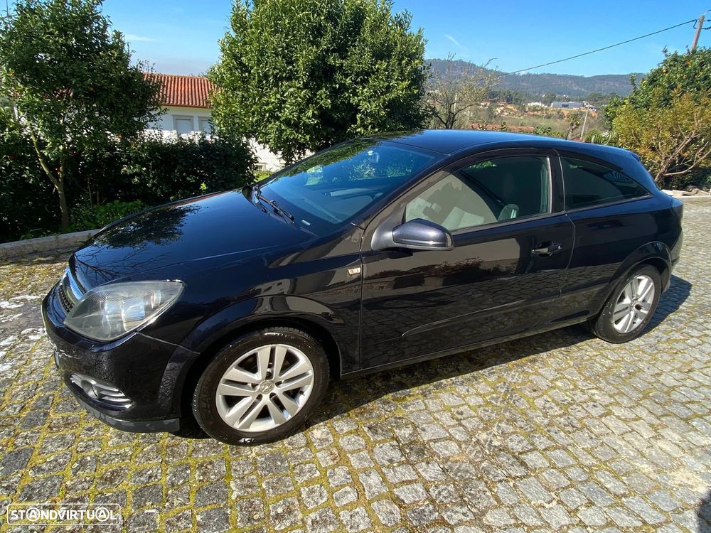 Opel Astra GTC 1.3 CDTI - 2