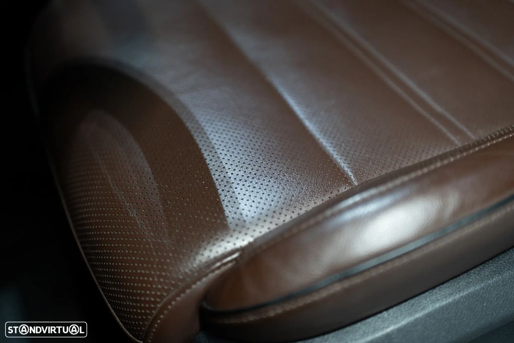 Kia Sorento 2.2 CRDi TOP Aut. - 34