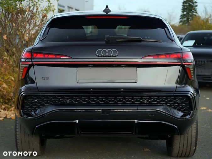 Audi Q3 Sportback 45 TFSI e S Line S tronic - 3