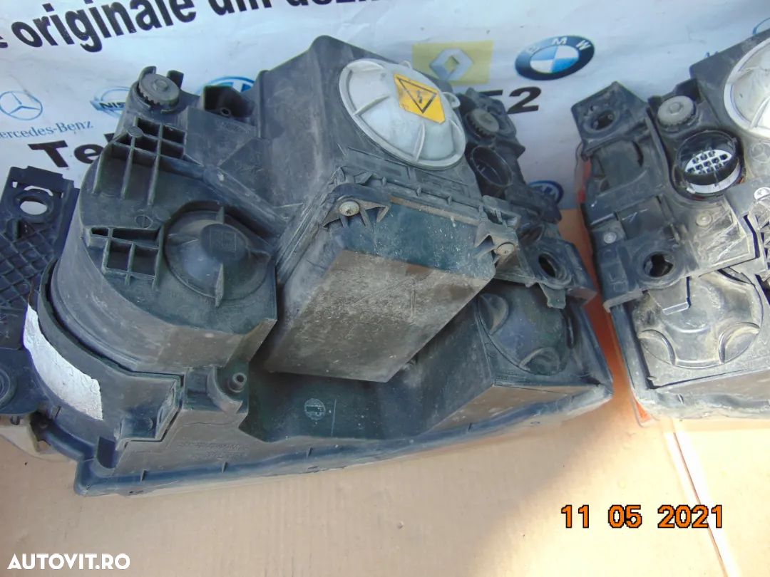 Far Land Rover Discovery 3 xenon faruri xenon Discovery 3 dezmembrez - 8