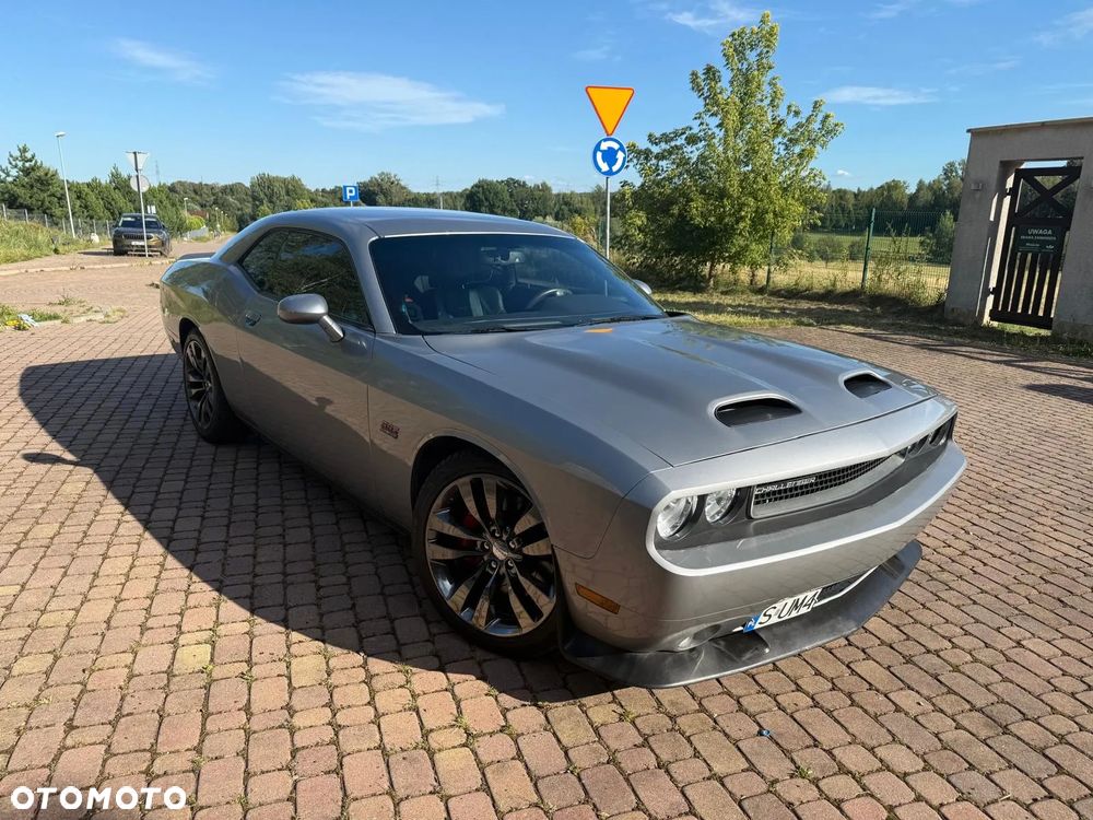 Dodge Challenger - 3