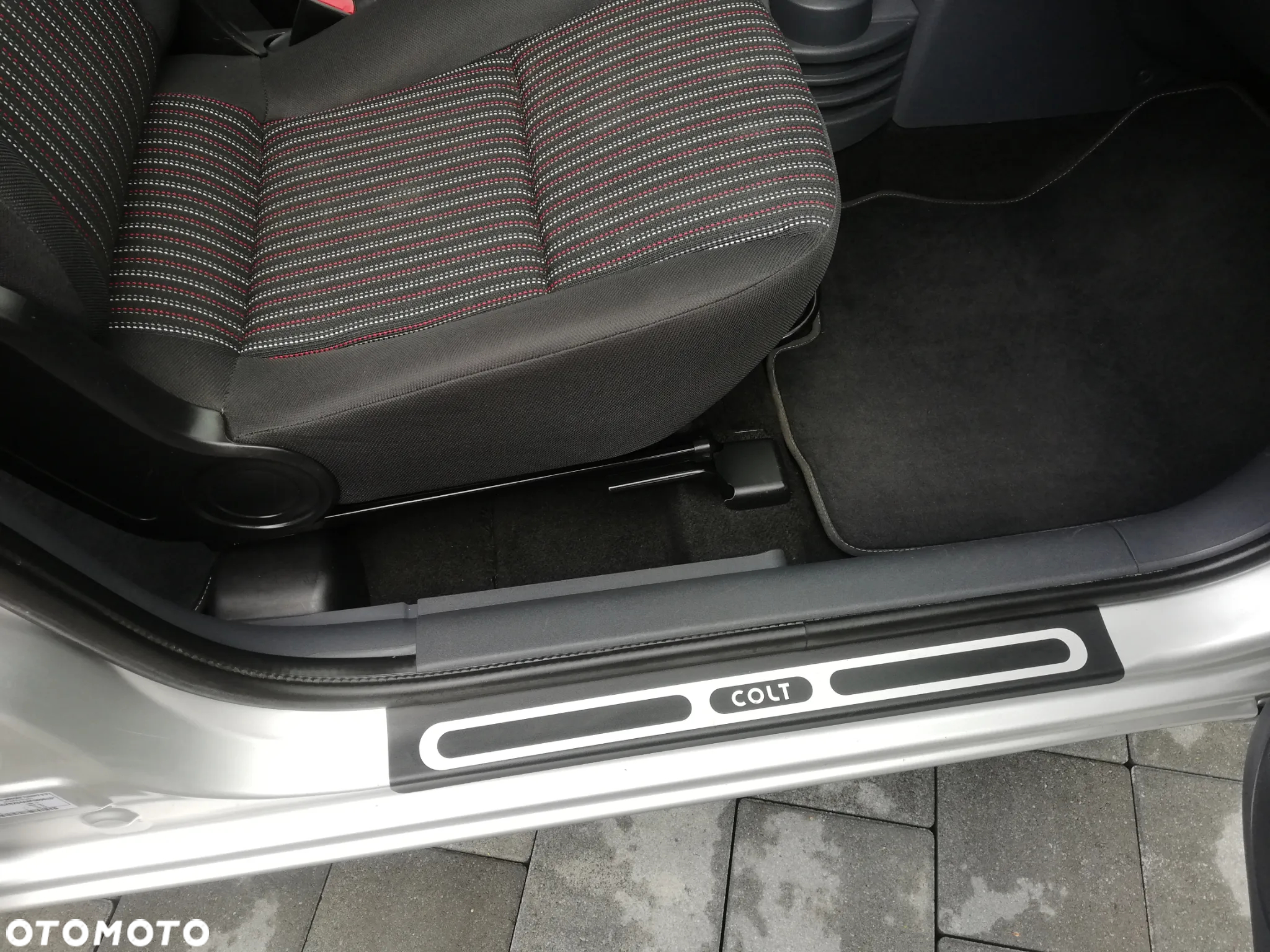 Mitsubishi Colt 1.3 Inform Edition Gold - 16