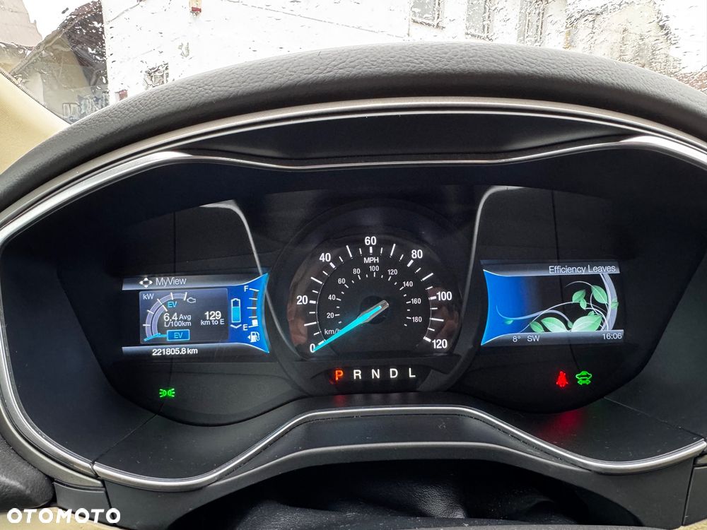 Ford Mondeo 2.0 Hybrid Executive - 12