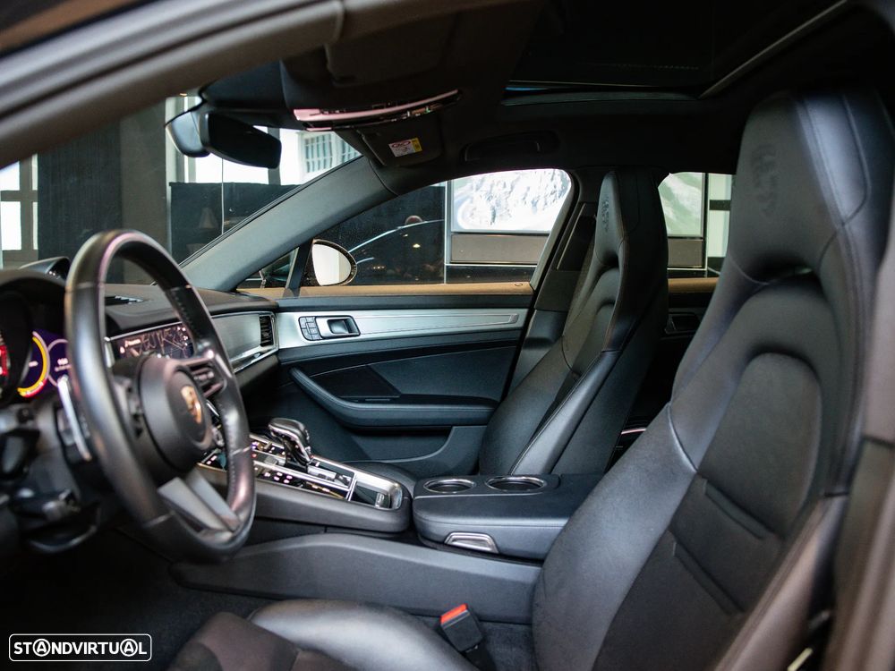 Porsche Panamera Sport Turismo 4 E-Hybrid Platinum Edition PDLS - 26