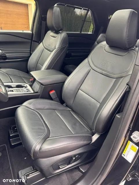 Ford Explorer ver-ecoboost-plug--in-hybrid-st--line - 16