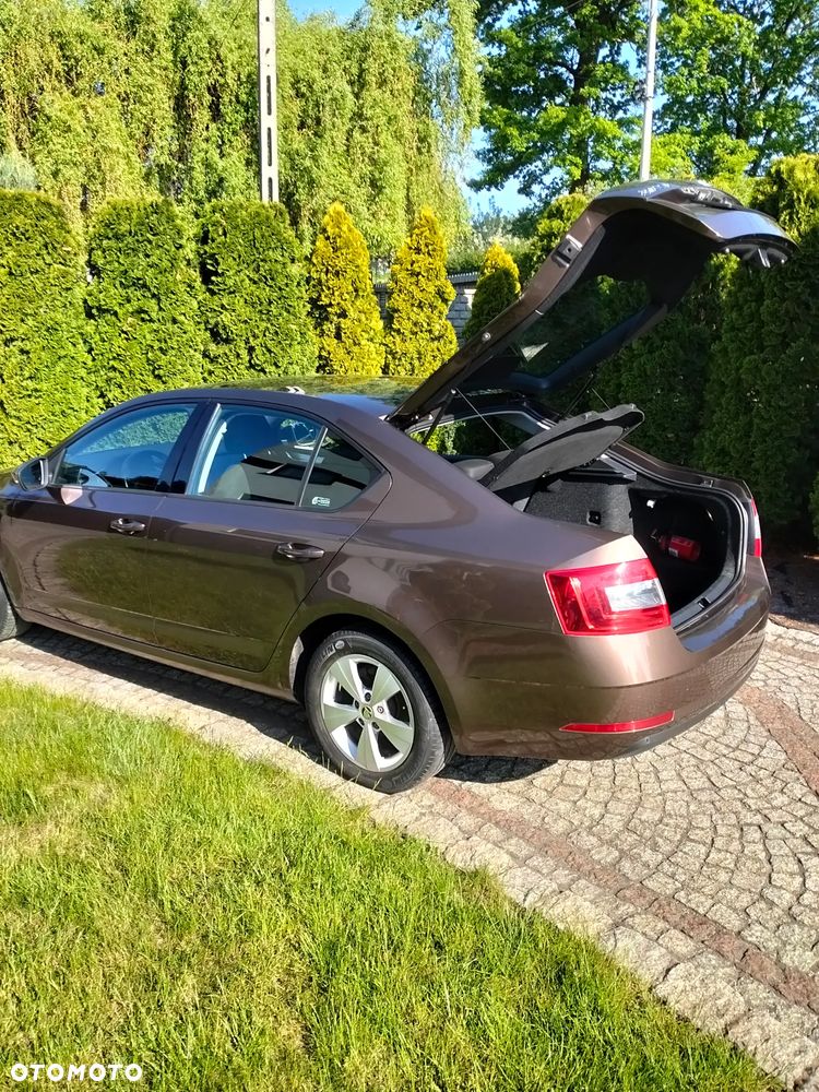 Skoda Octavia 2.0 TDI Edition - 10