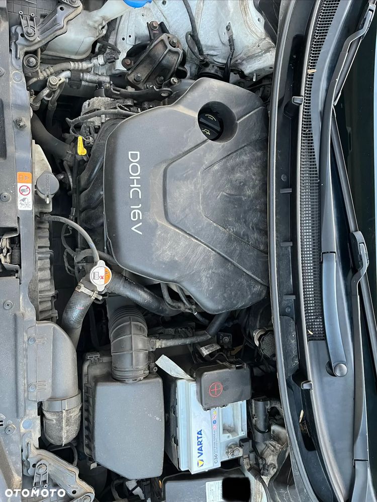 Hyundai i30 1.6 Premium - 25