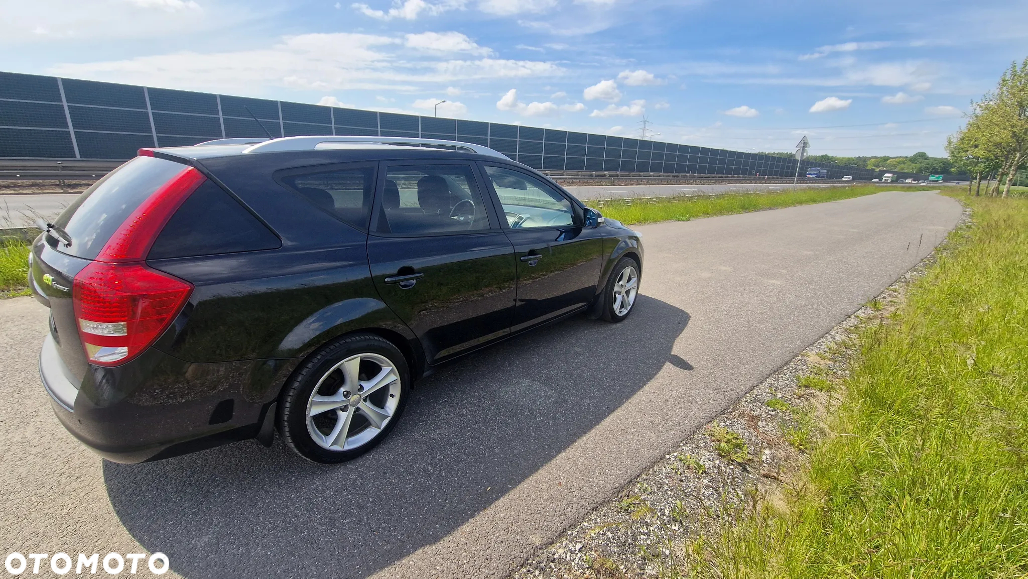 Kia Ceed 1.6 CRDi 128 ISG SW Dream Team Edition - 8