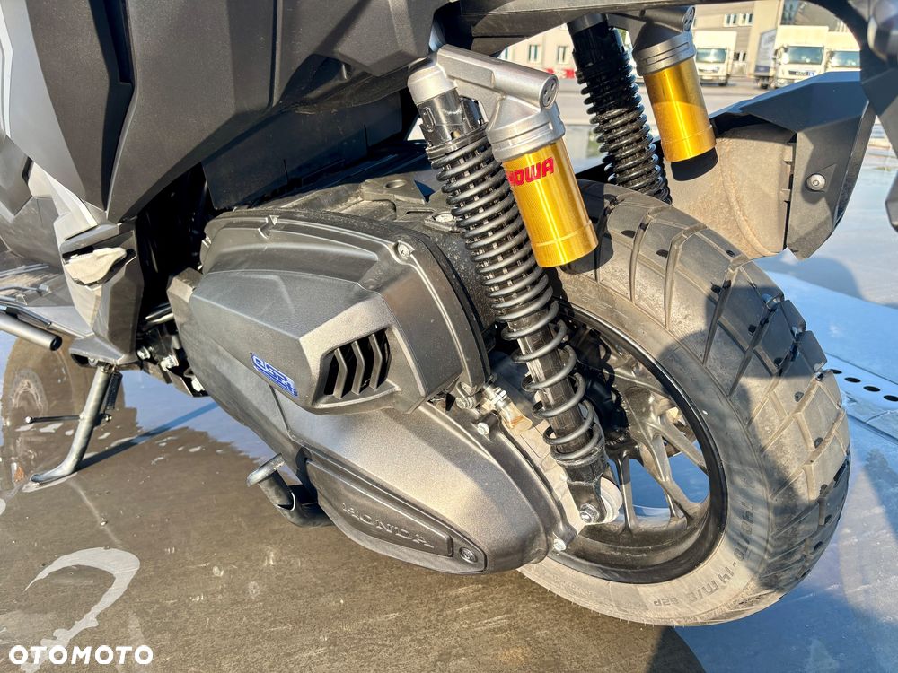 Honda ADV350 - 9