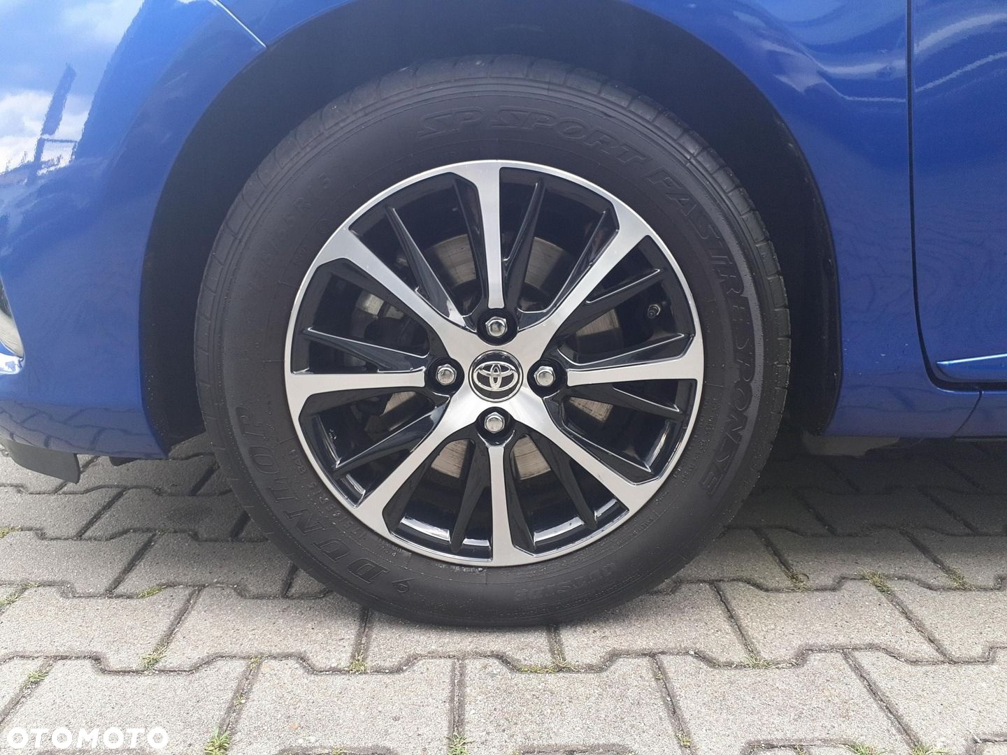 Toyota Yaris 1.5 Premium CVT - 28