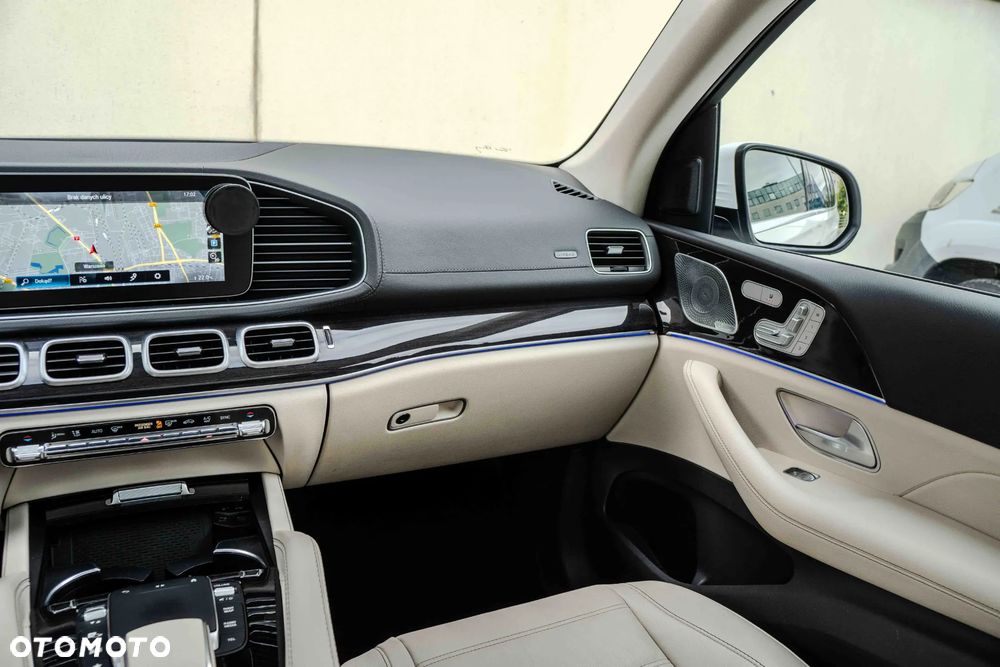Mercedes-Benz GLS 350 d 4-Matic - 22