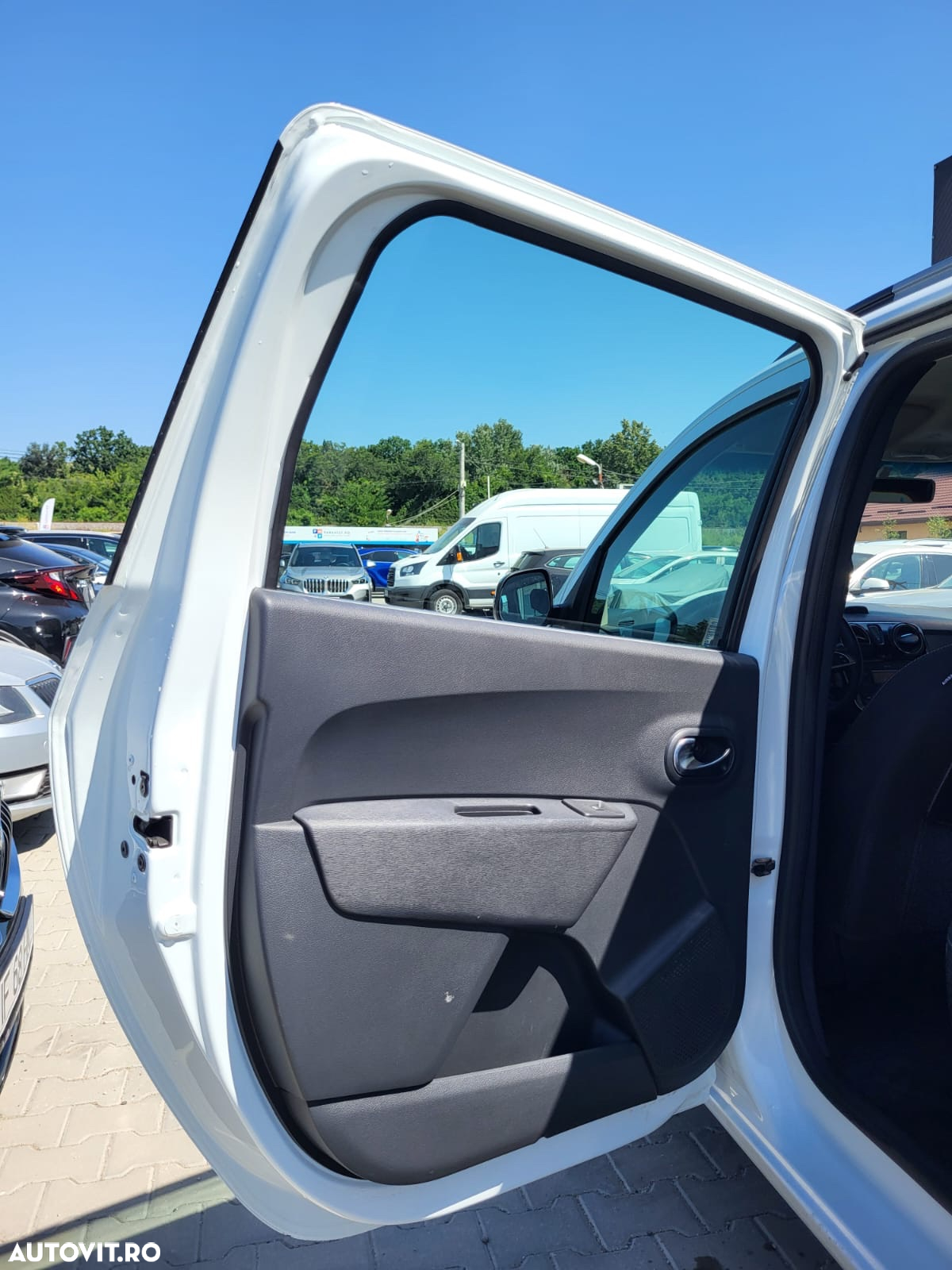 Dacia Lodgy 1.5 Blue dCi Laureate - 16