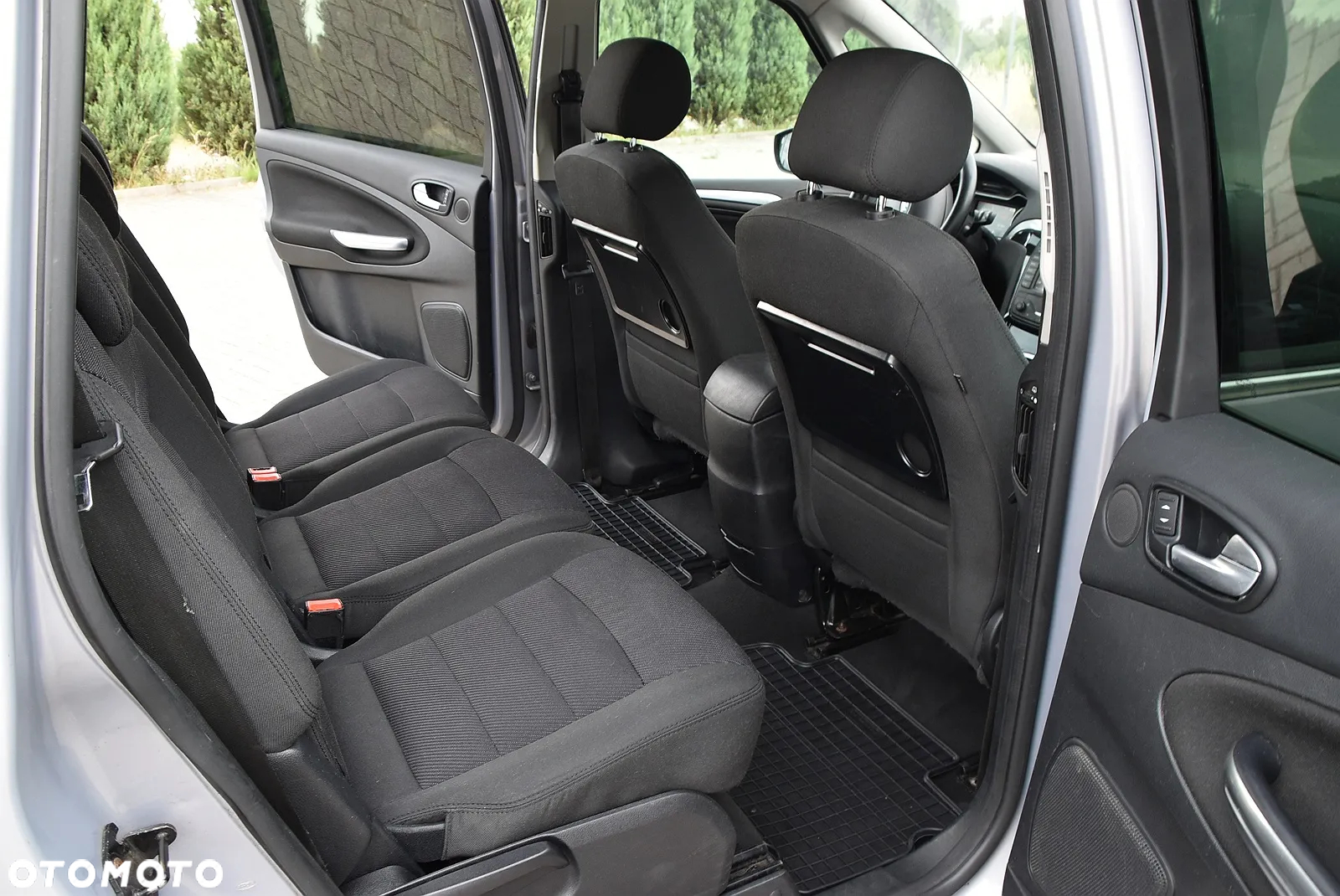 Ford Galaxy - 18