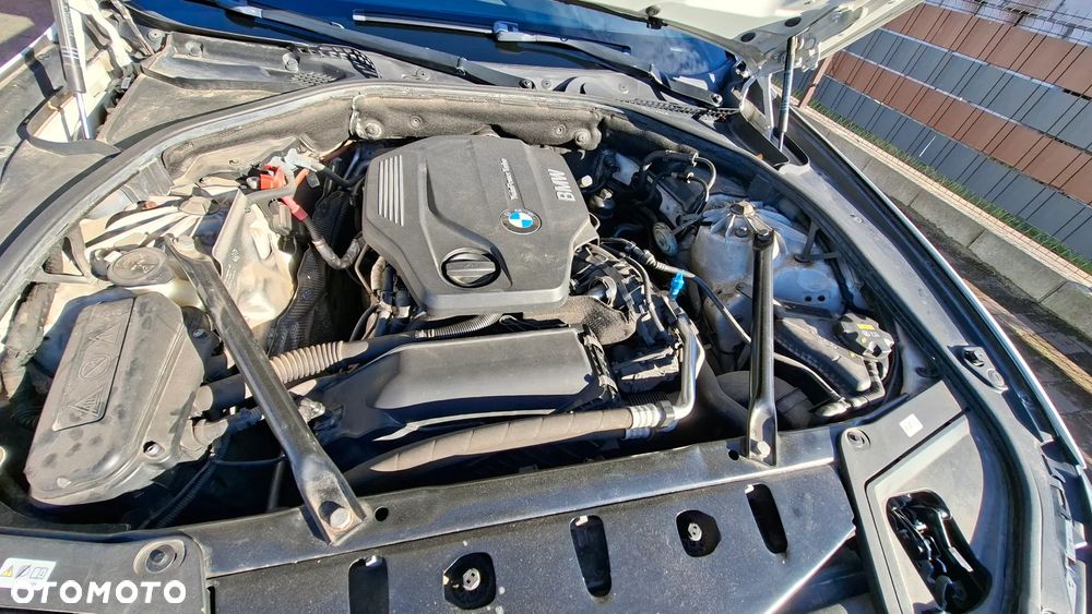 BMW Seria 5 518d - 7