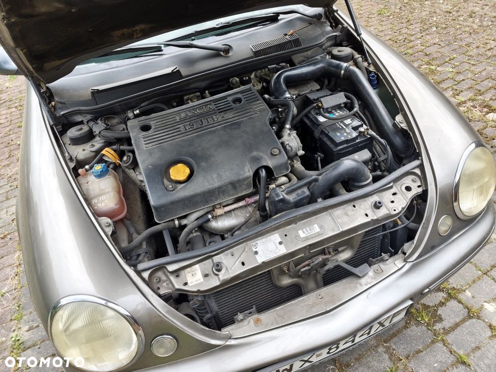 Lancia Lybra - 7