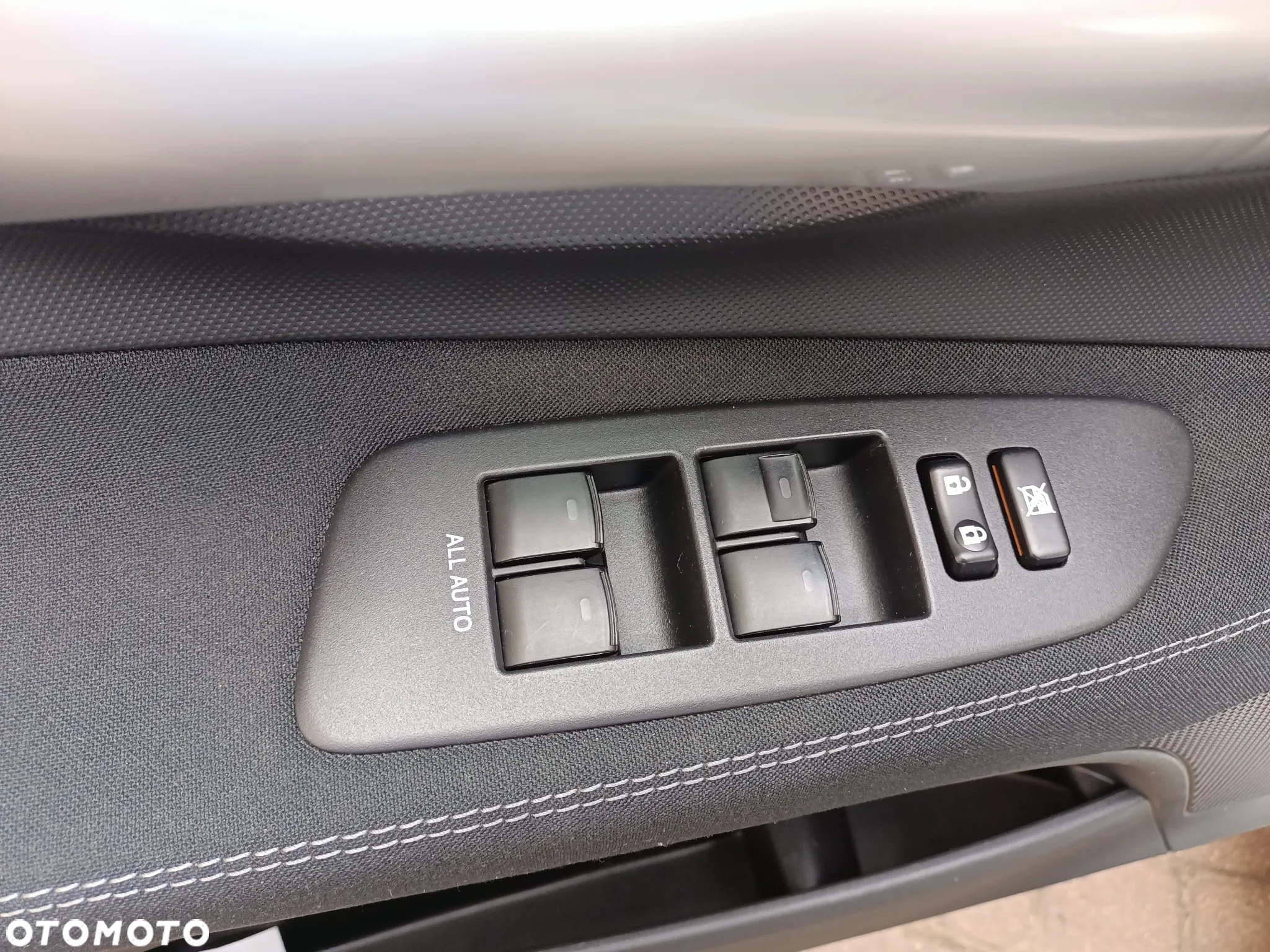 Toyota Auris 1.6 Comfort - 9