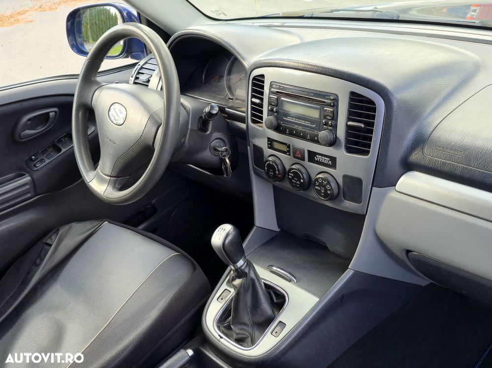 Suzuki Grand Vitara 2.0 Comfort Style - 12