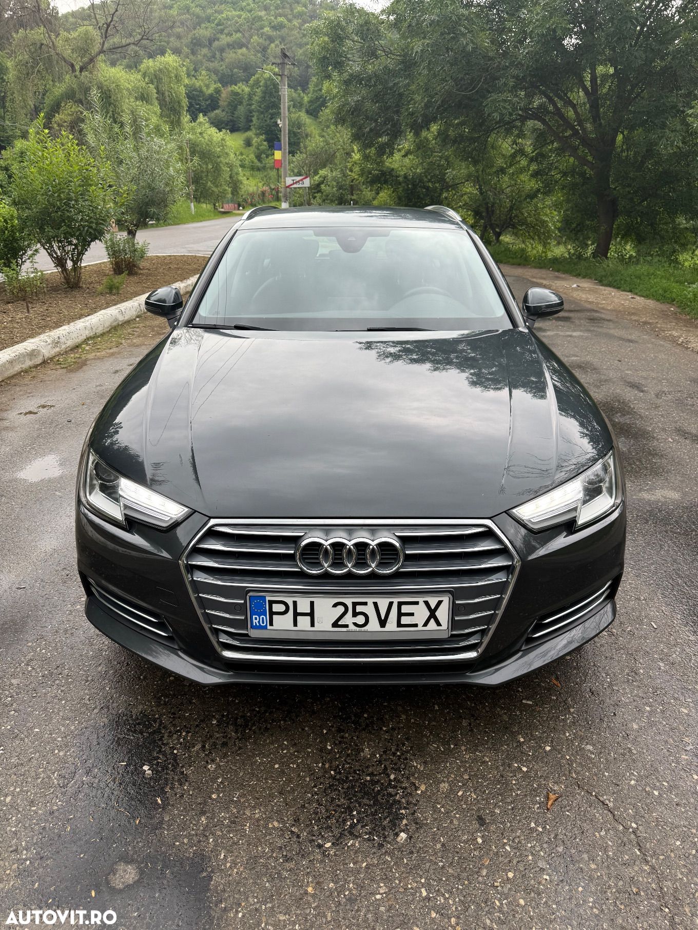 Audi A4 Avant 2.0 TDI S tronic - 1