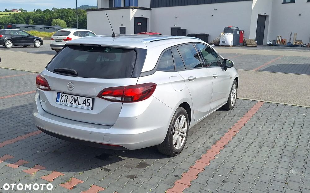 Opel Astra 1.6 CDTI Elite - 4