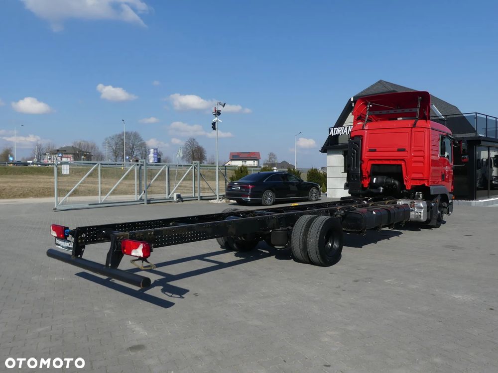 MAN TGL 12.220 / AUTOMAT / NISKI PRZEBIEG / EURO 6 / - 9