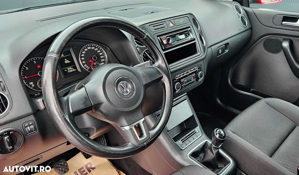 Volkswagen Golf Plus - 11
