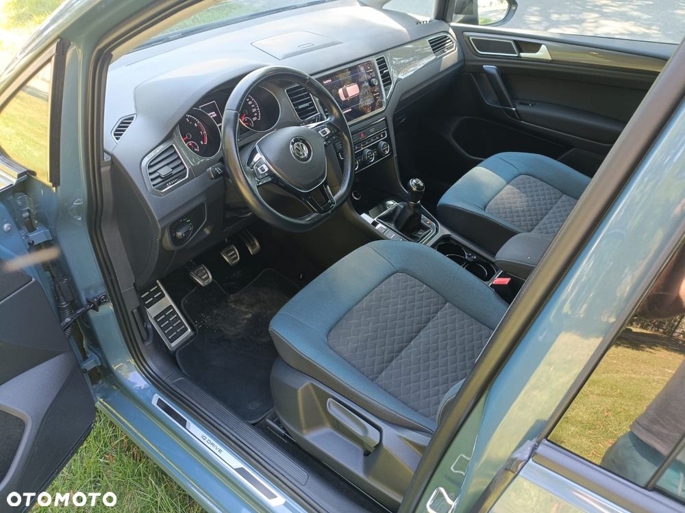 Volkswagen Golf Sportsvan 1.5 TSI ACT OPF IQ.DRIVE - 20