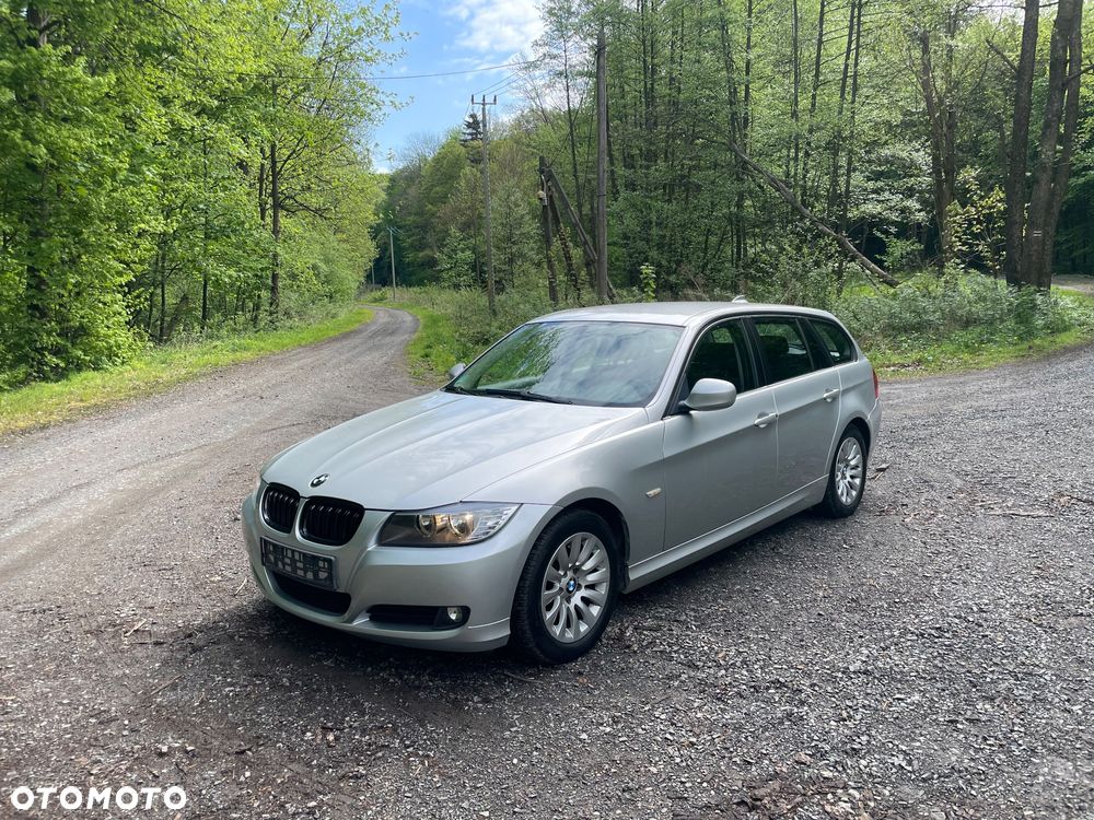 BMW Seria 3 320d DPF - 1