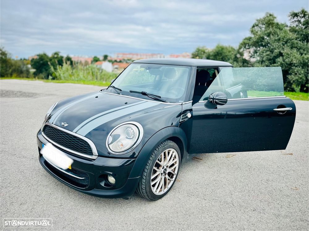 MINI 3 Portas Cooper D - 8