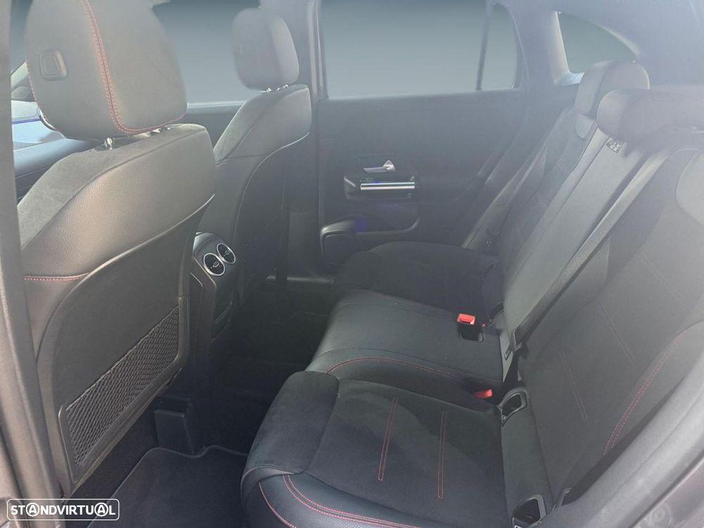 Mercedes-Benz GLA 250 e AMG Line - 12