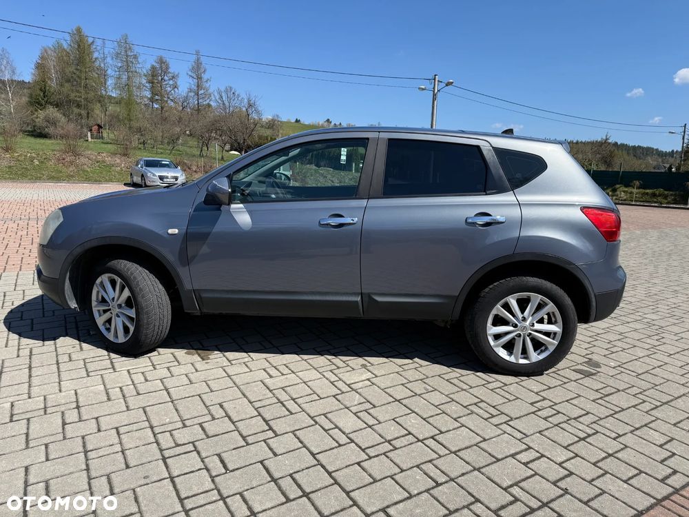 Nissan Qashqai 2.0 dCi 4 x 4 DPF acenta - 4