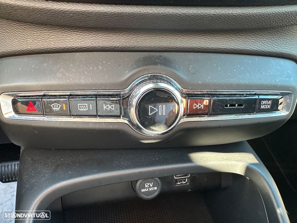 Volvo XC 40 1.5 T5 PHEV Inscription - 18