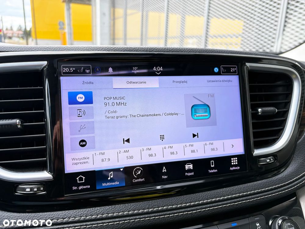 Chrysler Pacifica - 35