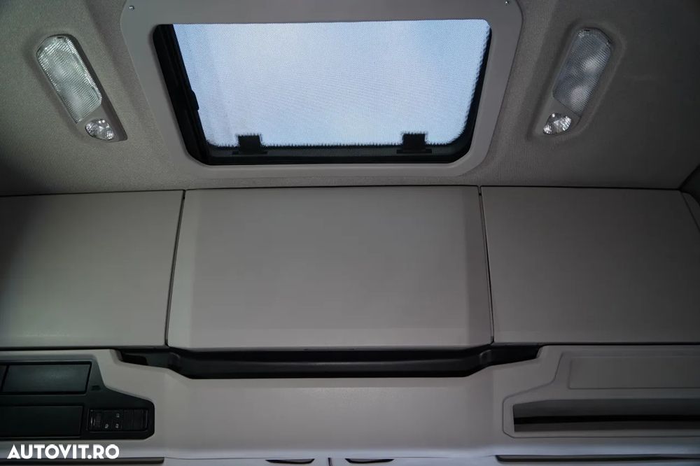 Scania S 580 / V8 / EDIȚIE LIMITATĂ ORIGINALĂ / NR. 010 / RETARDER / I-PARK COOL / AER COMPLET MATIC / PIELE / EXPRESS / - 32