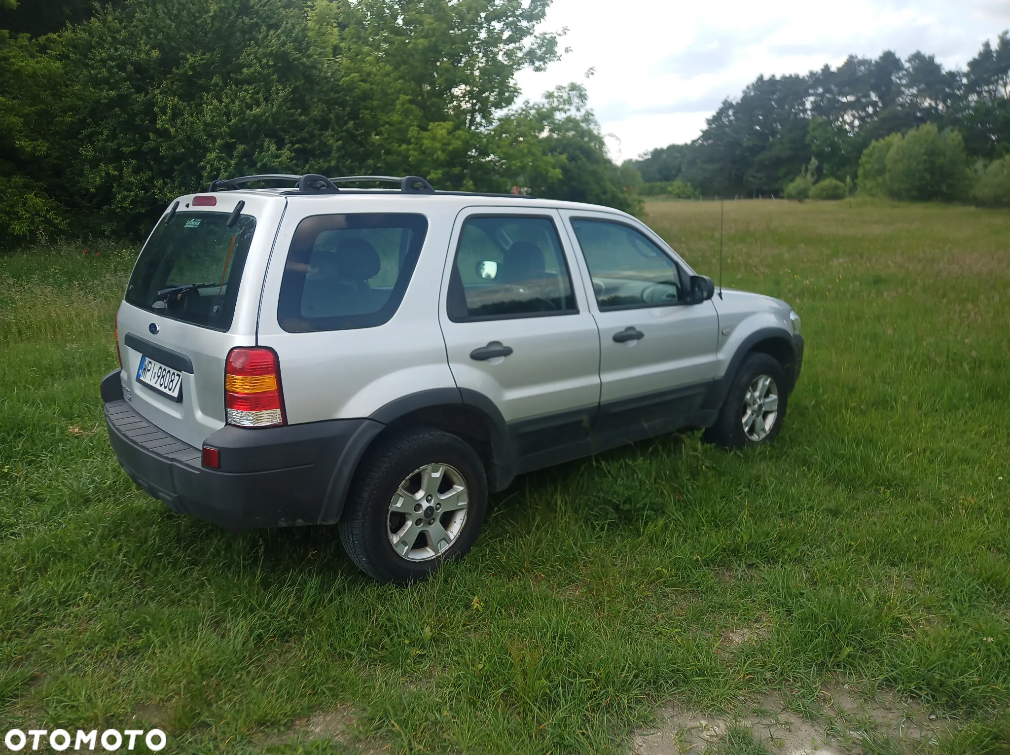 Ford Maverick - 2