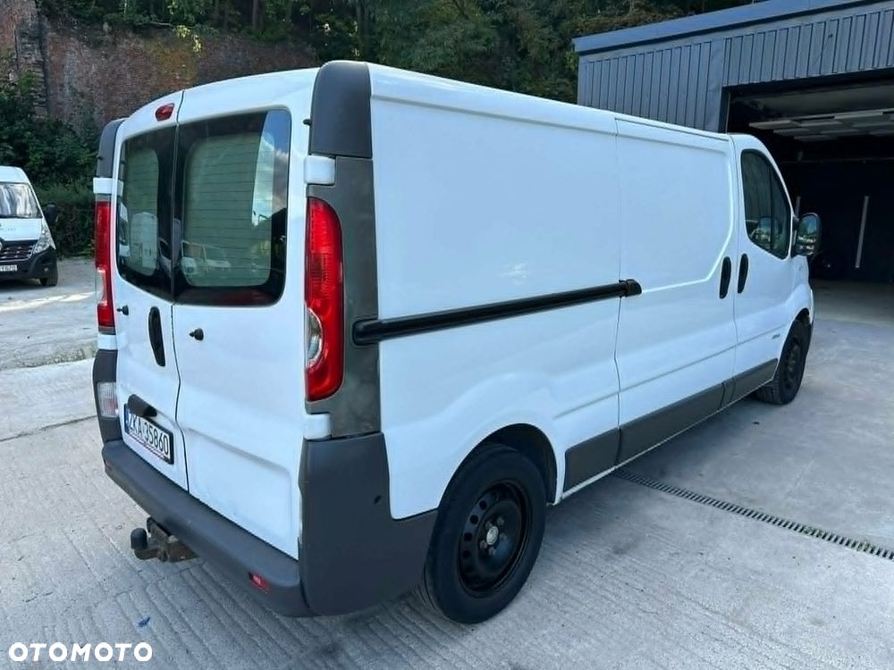 Renault Trafic - 9