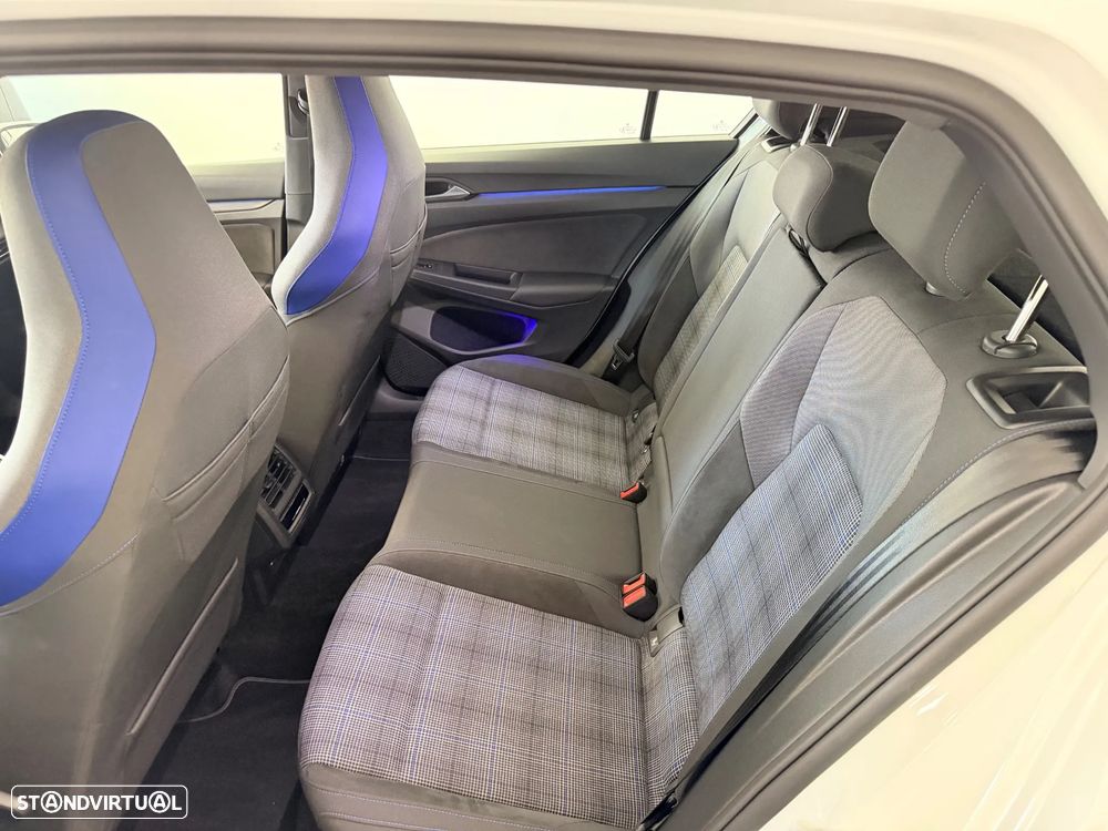 VW Golf 1.4 eHybrid OPF DSG GTE - 38