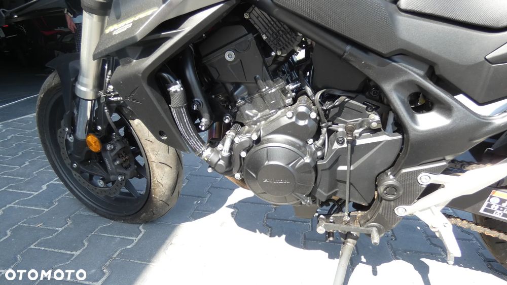 Honda Hornet - 17