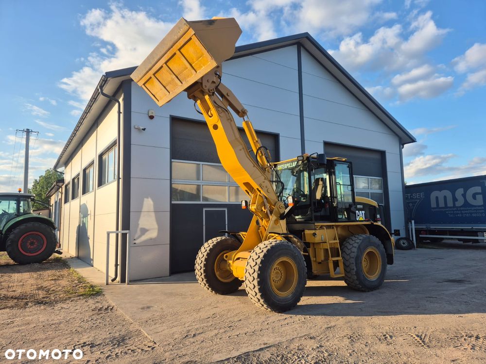 Zeppelin CAT 924G 4x4 ładowarka - 1