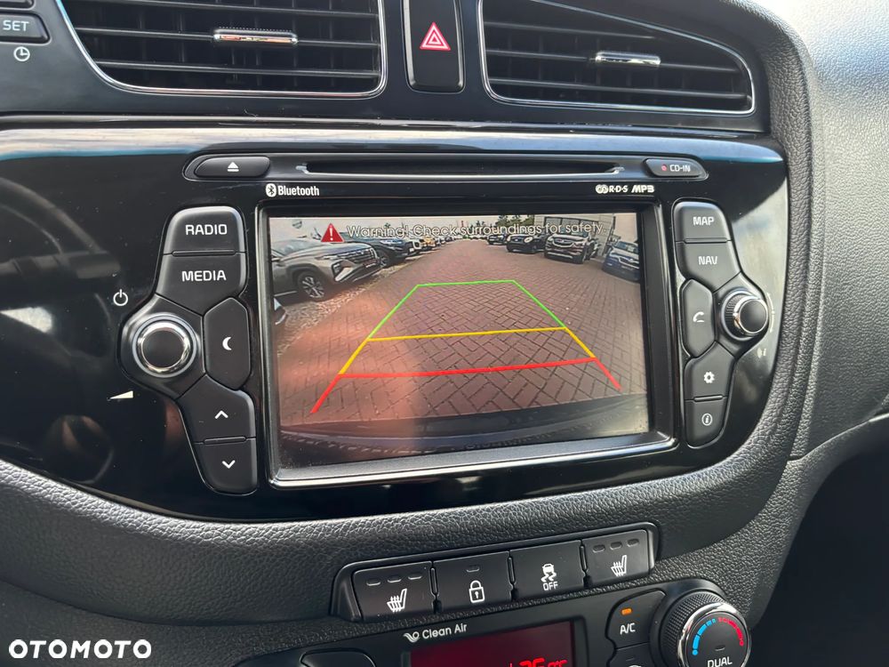 Kia Ceed 1.6 GDI Spirit - 20